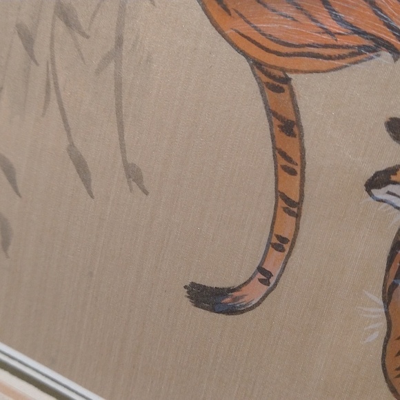 Vintage 1970s Japanese hand-painted on silk tiger signed 12 x 15" - Picture 6 of 8